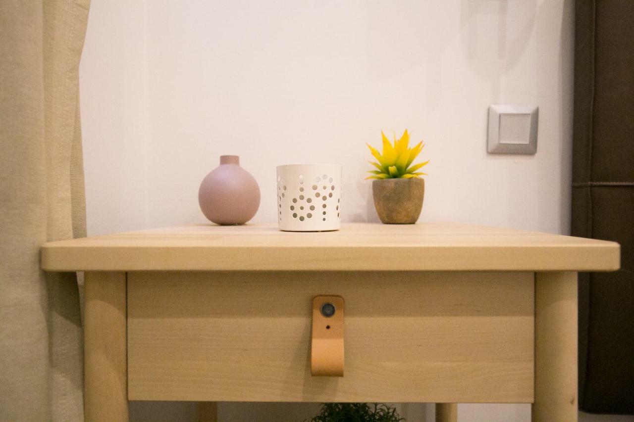 Rua Luciano Cordeiro Bhuiyan Family Host Apartment ลิสบอน ภายนอก รูปภาพ
