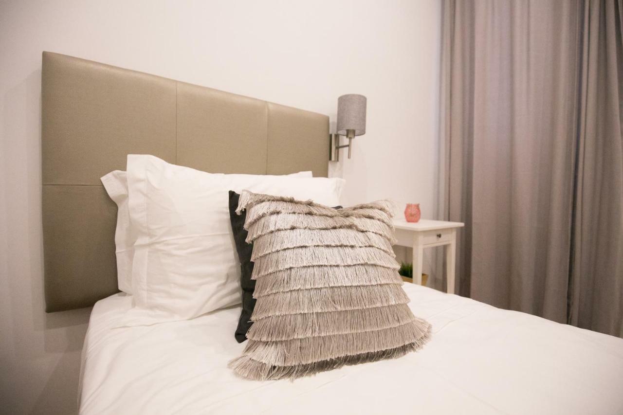 Rua Luciano Cordeiro Bhuiyan Family Host Apartment ลิสบอน ภายนอก รูปภาพ